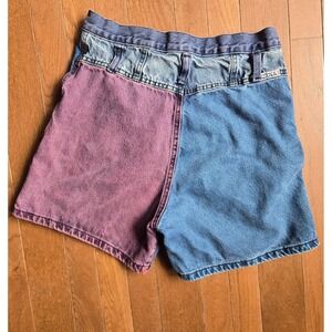 90s Women's Colorblock Zena Jean Shorts Size 7 28" Waist Vintage High Waist
